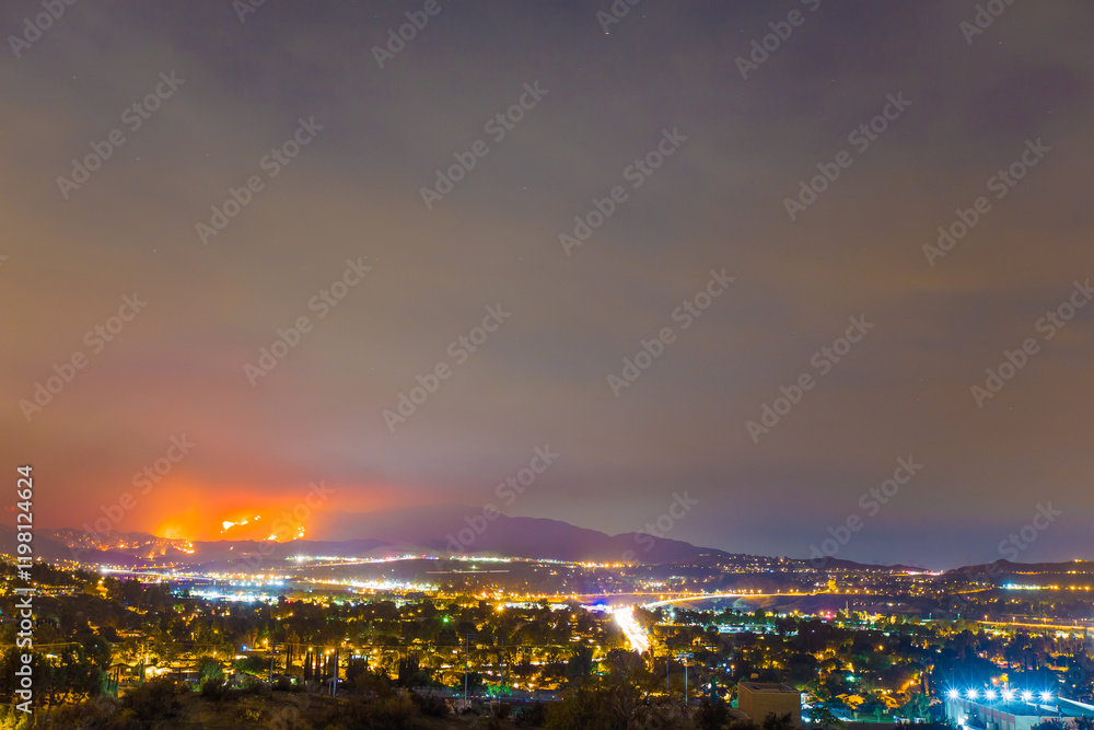 Fototapeta premium California wild fires in the mountains and hills of the Los Angeles County.