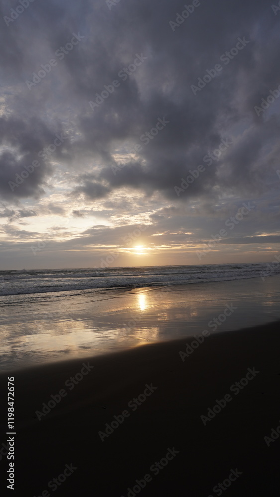 Obraz premium sunset view on the beach