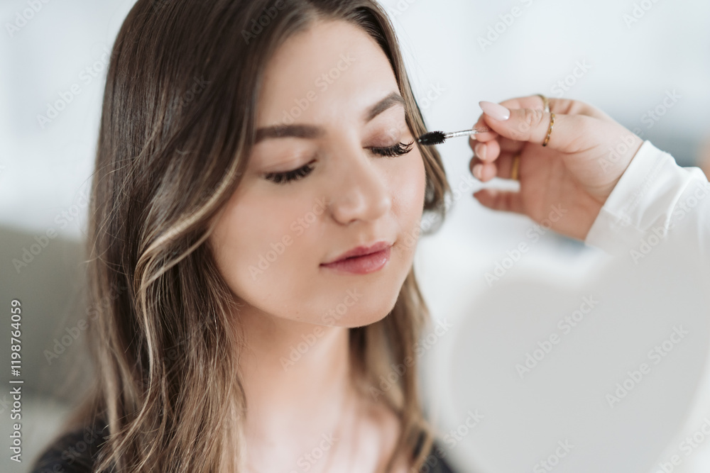 False Lash Application on Model