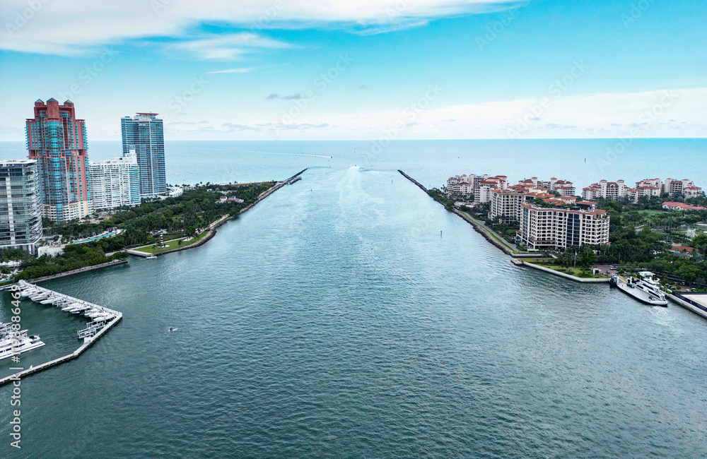 Naklejka premium Miami Beach, South Beach, Florida, USA. Drone aerial view of Miami Beach, Florida. Miami Beach in Florida with luxury apartments and waterway.