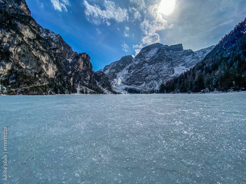 Obraz na plátně Pragser Wildsee