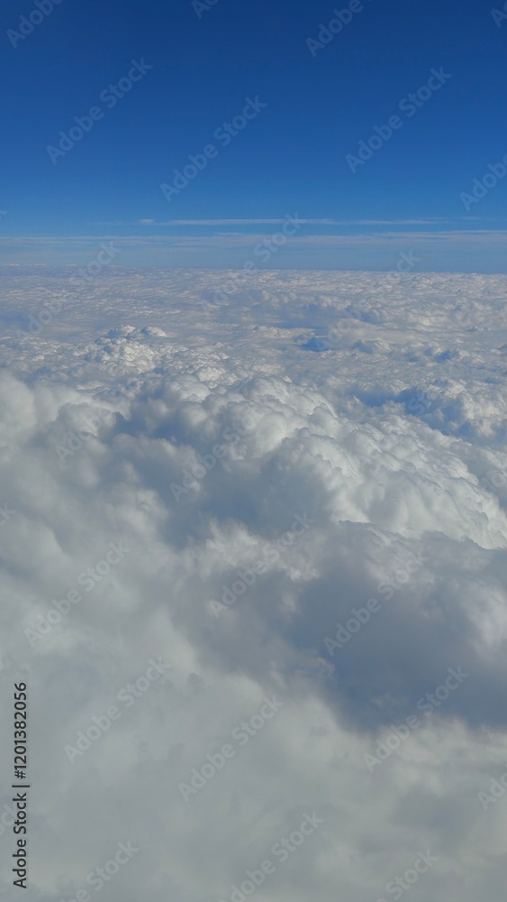 Naklejka premium blue sky with clouds