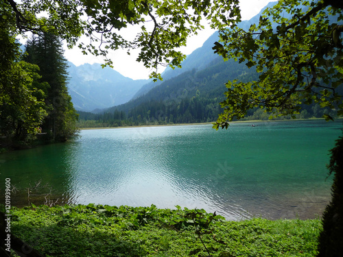 Der Jägersee, eingebettet in die Salzburger Berglandschaft. photo