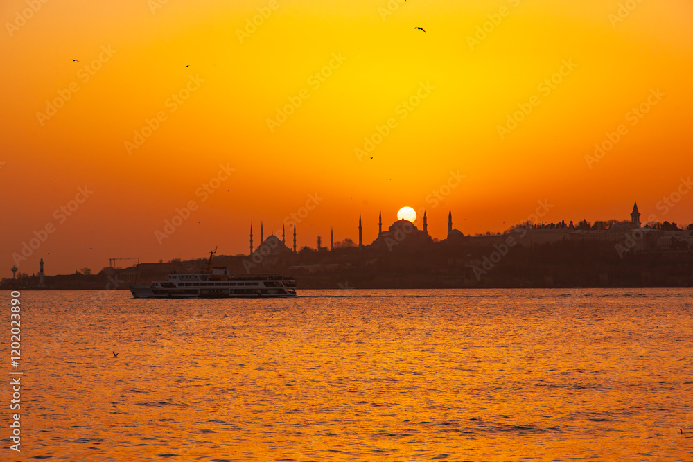 Fototapeta premium Hagia Sophia and Blue Mosque (Ayasofya ve Sultanahmet Cami) in the Sunset Lights Drone Photo, Suleymaniye Fatih, Istanbul Turkiye (Turkey)