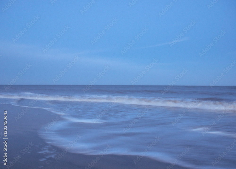Fototapeta premium Waves of Blue.