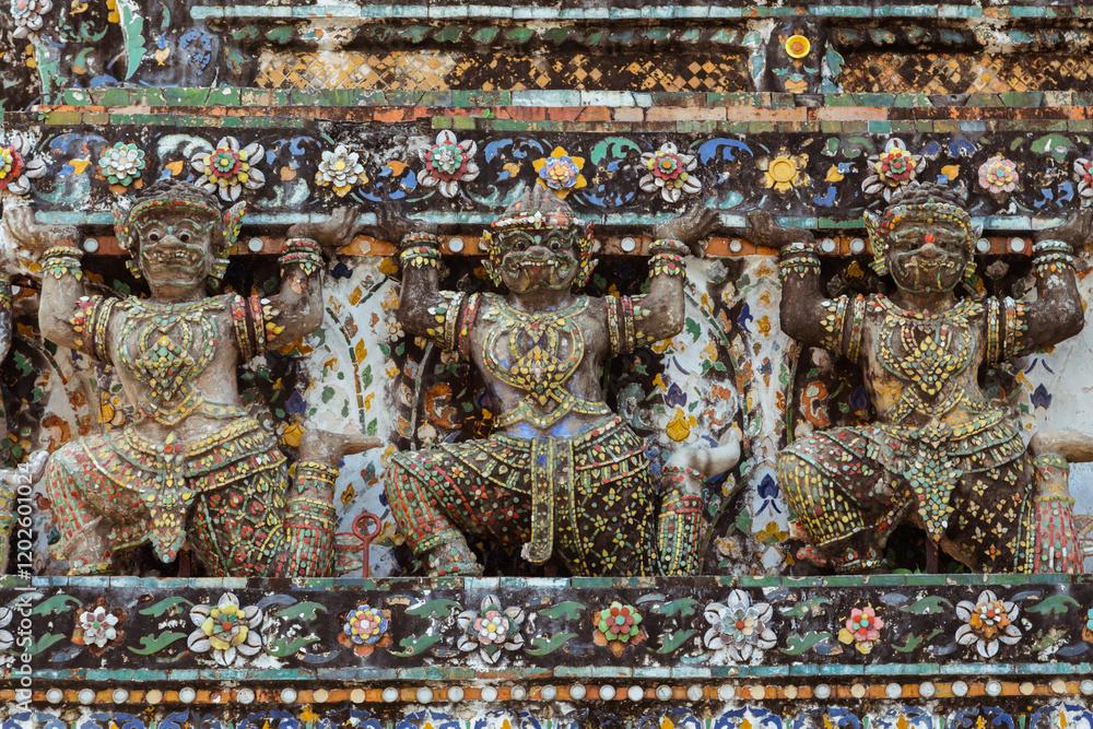 Wat Arun facade detail Wat Arun facade detail
