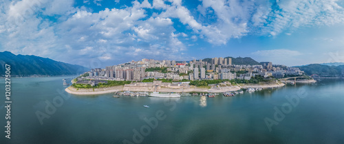 Obraz na płótnie panoramic view of the Wushan county cityscape in early morning w salonie