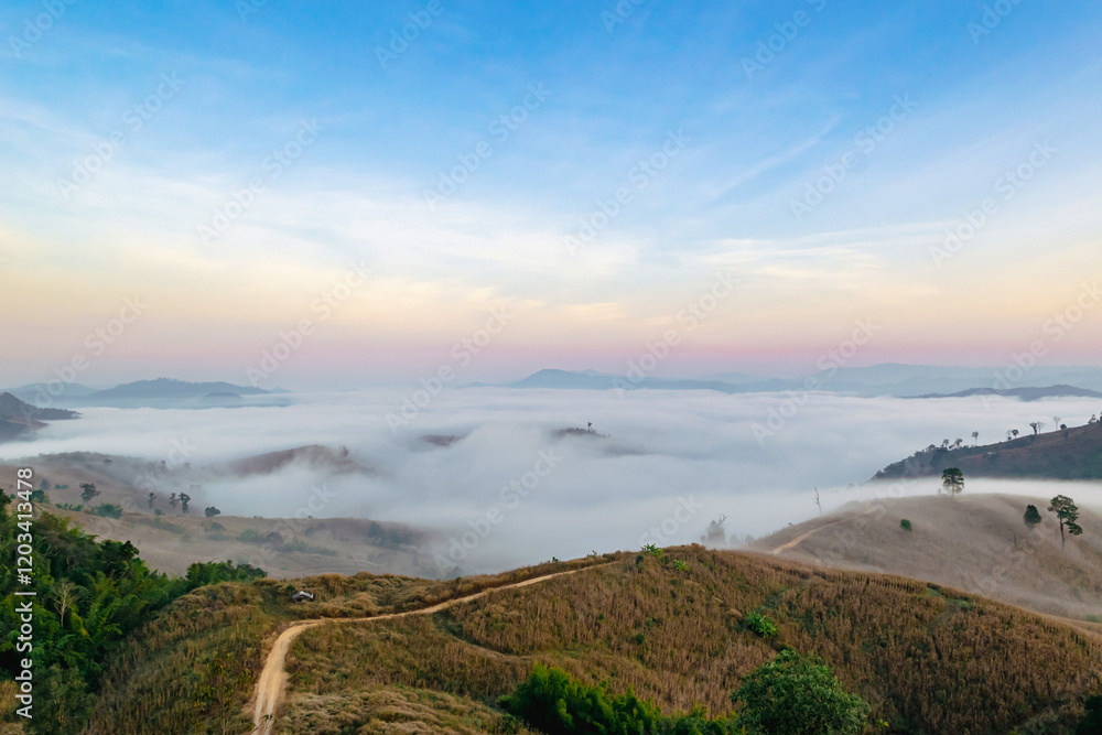 Natural mountains and fog, tourism and relaxation.