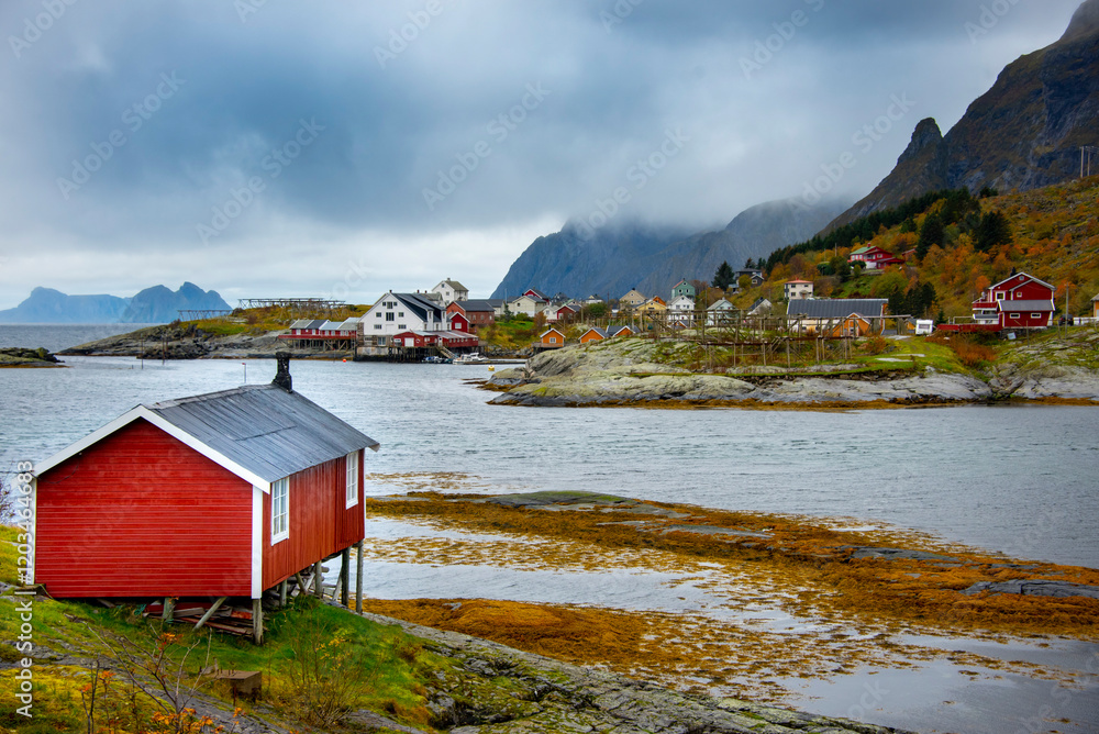 Φωτογραφία Traditional Rorbu House in the Town of Tind - Lofoten - Norway