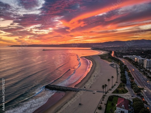 Long Beach Bay, Los Angeles: Smooth Ocean Waves at Sunset - Long Exposure Photography photo