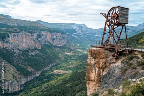 Un site troglodyte inégalé au monde, La Roque Saint Christophe en Dordogne