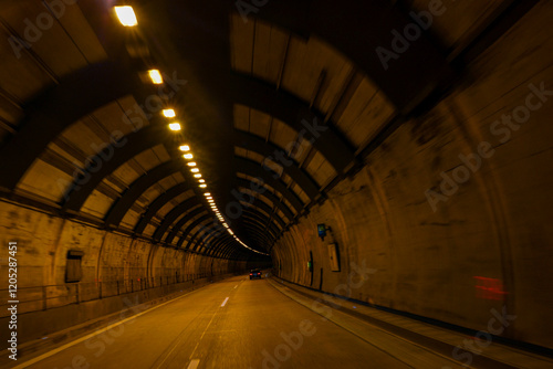 Tunnel Hölzern auf der A81 in Baden-Württemberg (Richtung Heilbronn) photo