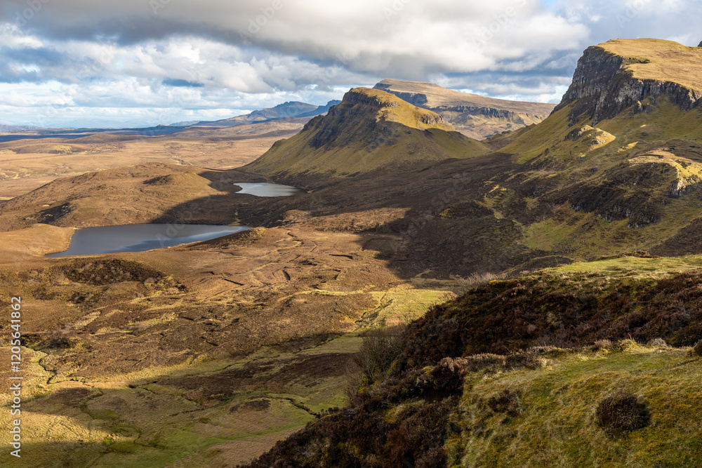 Obraz premium Die Landschaft Quiraing auf der Isle of Skye, Schottland