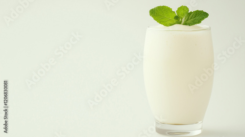 Refreshing Mint Yogurt Smoo...