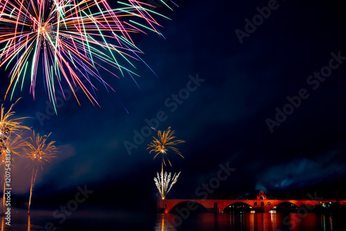 Feu d'artifice à Avignon sur le Rhône  photo