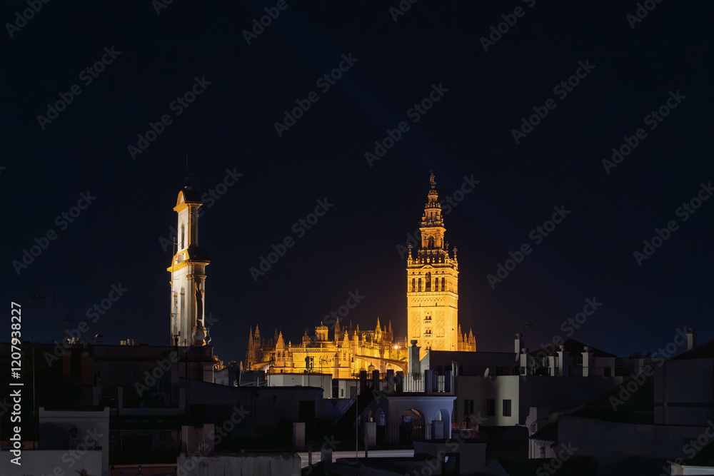 Sevilla Kathedrale & La Giralda an der Plaza del Triunfo, Sevilla, Spanien / Catedral de Sevilla Sevilla Kathedrale & La Giralda an der Plaza del Triunfo, Sevilla, Spanien / Catedral de Sevilla