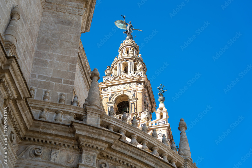 Sevilla Kathedrale & La Giralda an der Plaza del Triunfo, Sevilla, Spanien / Catedral de Sevilla Sevilla Kathedrale & La Giralda an der Plaza del Triunfo, Sevilla, Spanien / Catedral de Sevilla