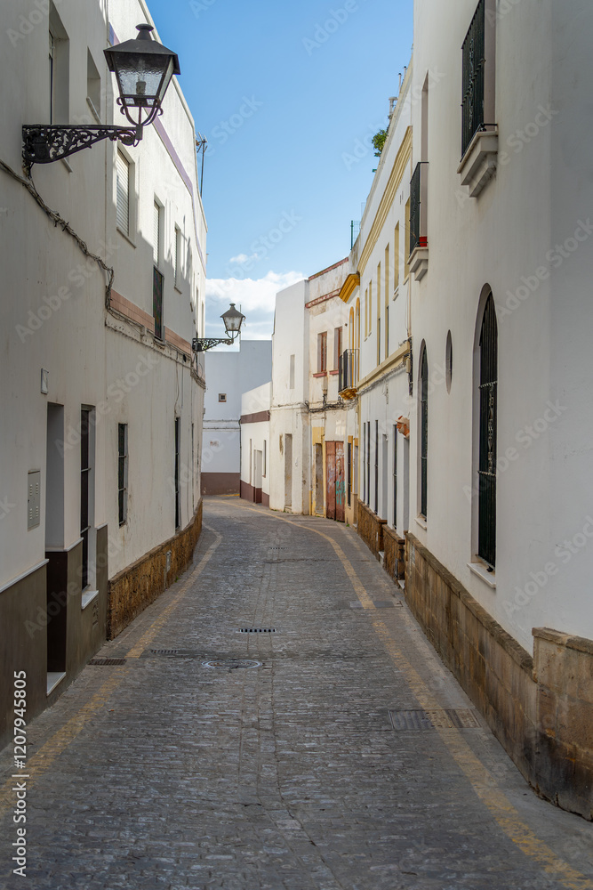 Fototapeta premium Gassen und Straßen von Rota, Spanien, Andalusien