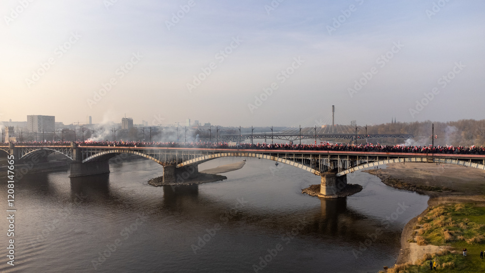 Fototapeta premium independence march on the bridge in warsaw