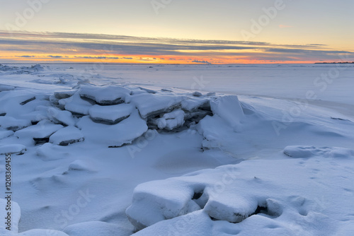 Fototapeta Naklejka Na Ścianę i Meble -  Winter sunset view of the Gulf of Finland in the Baltic Sea.