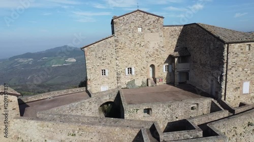 rossena castle matilde di canossa historical castles of reggio emilia