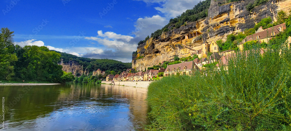 Fototapeta premium La Roque-Gageac, Dordogne / France, 