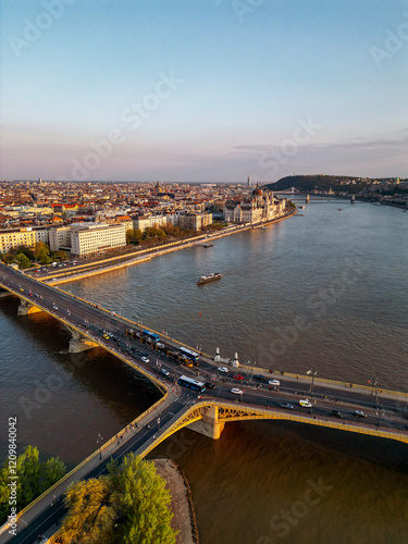 Photography Budapest bridge
