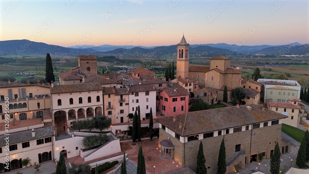Solomeo, meta turistica dell'Umbria, provincia di Perugia. Italia.
Vista aerea della borgo di Solomeo, attrazione turistica dell'italia centrale nel comune di Corciano in provincia di Perugia. Solomeo, meta turistica dell'Umbria, provincia di Perugia. Italia.
Vista aerea della borgo di Solomeo, attrazione turistica dell'italia centrale nel comune di Corciano in provincia di Perugia.