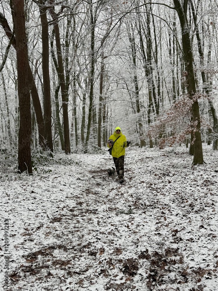 Mann im Schnee