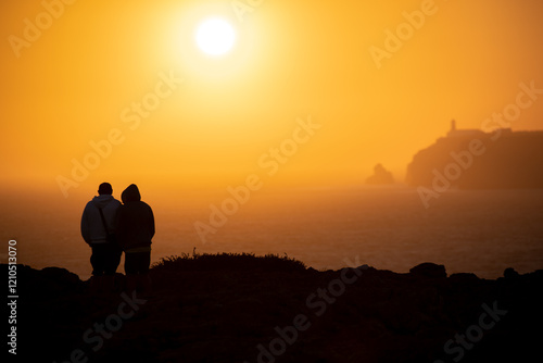 Viendo la puesta de Sol