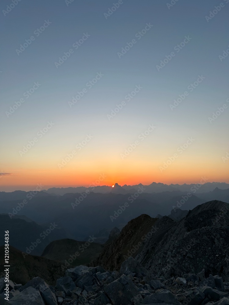 Obraz premium Sunset, sunrise, mountains