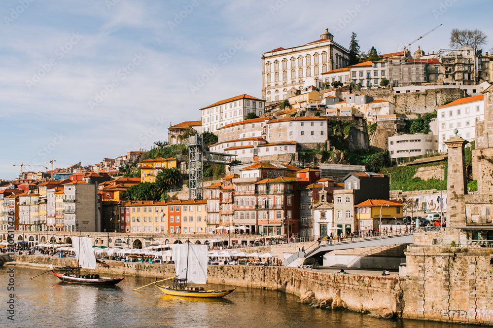 Fototapeta premium The Streets of Porto