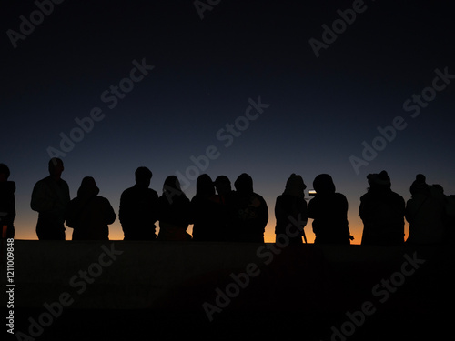 Obraz na płótnie Silhouette of many people and the morning light on the top of Doi Inthanon in Chiang Mai, Thailand. w salonie