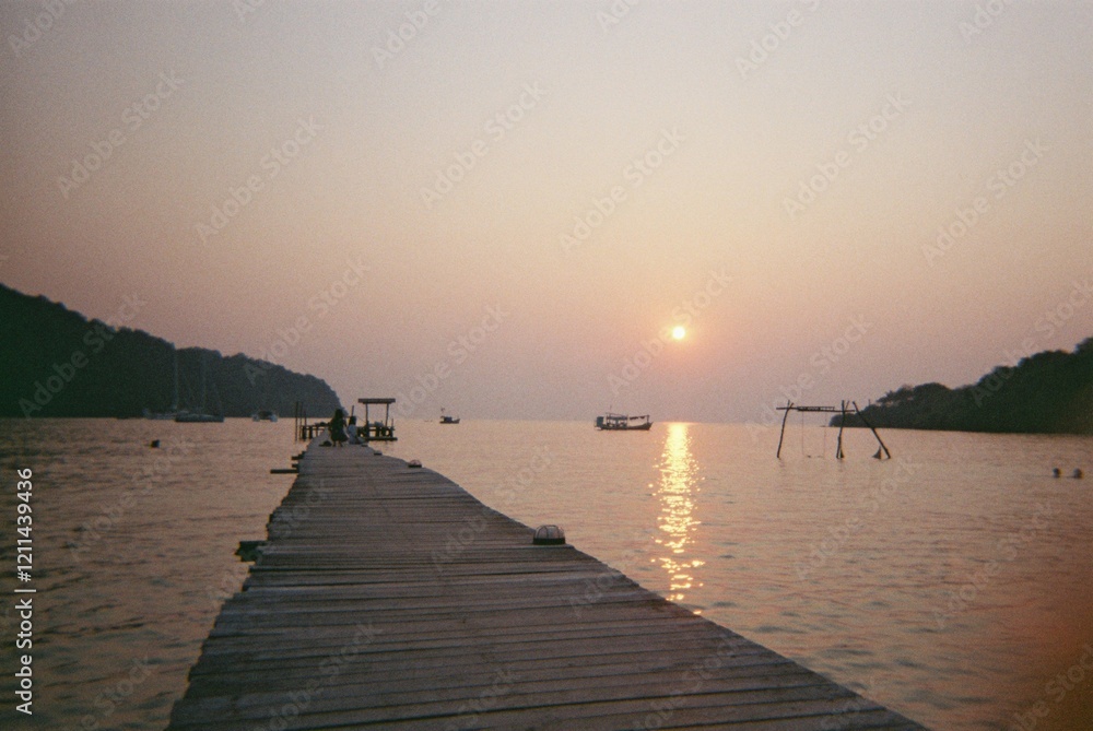 Obraz premium sunset on the beach