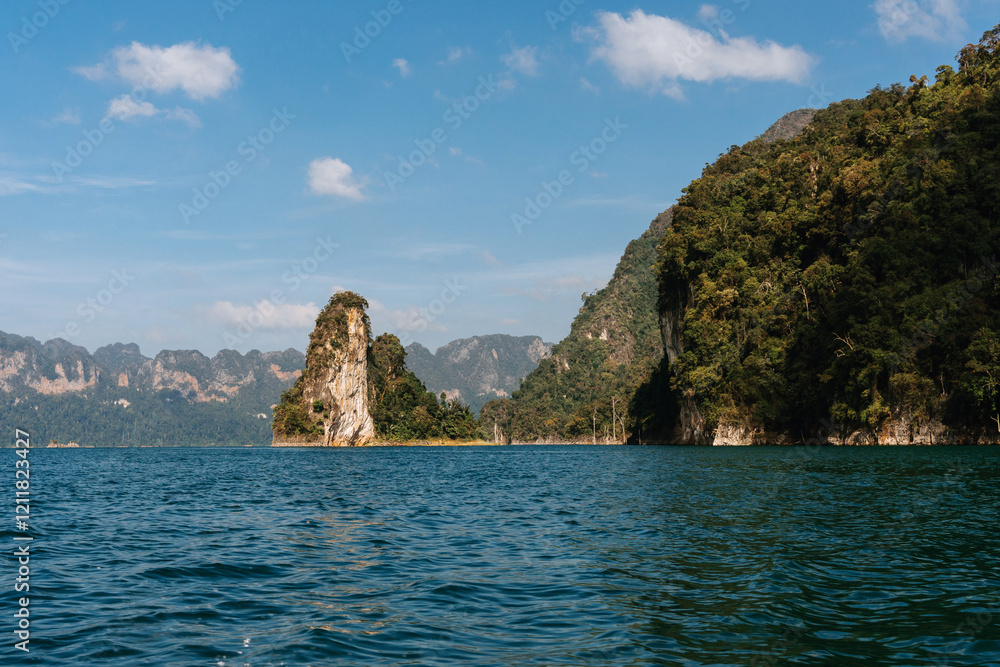 Obraz premium island in the ocean