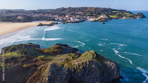 Obraz na płótnie Rocky island, Cuarezo beach, Atlantic, the village of Isla