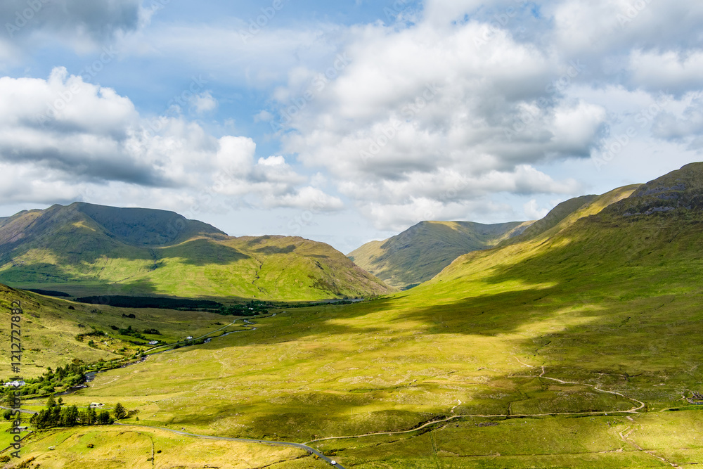 Φωτογραφία Killary Harbour or Killary fjord, a stunning fjord in the west of Ireland