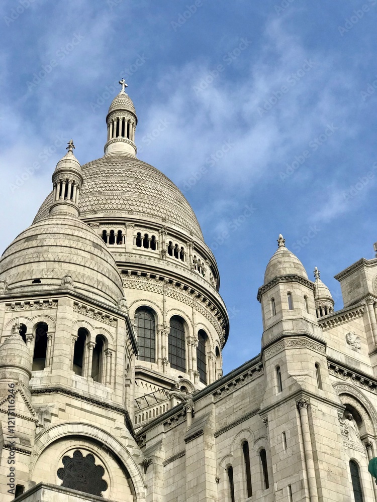 Sacre Coeur Cathedral in Montmarte, Paris, France Sacre Coeur Cathedral in Montmarte, Paris, France