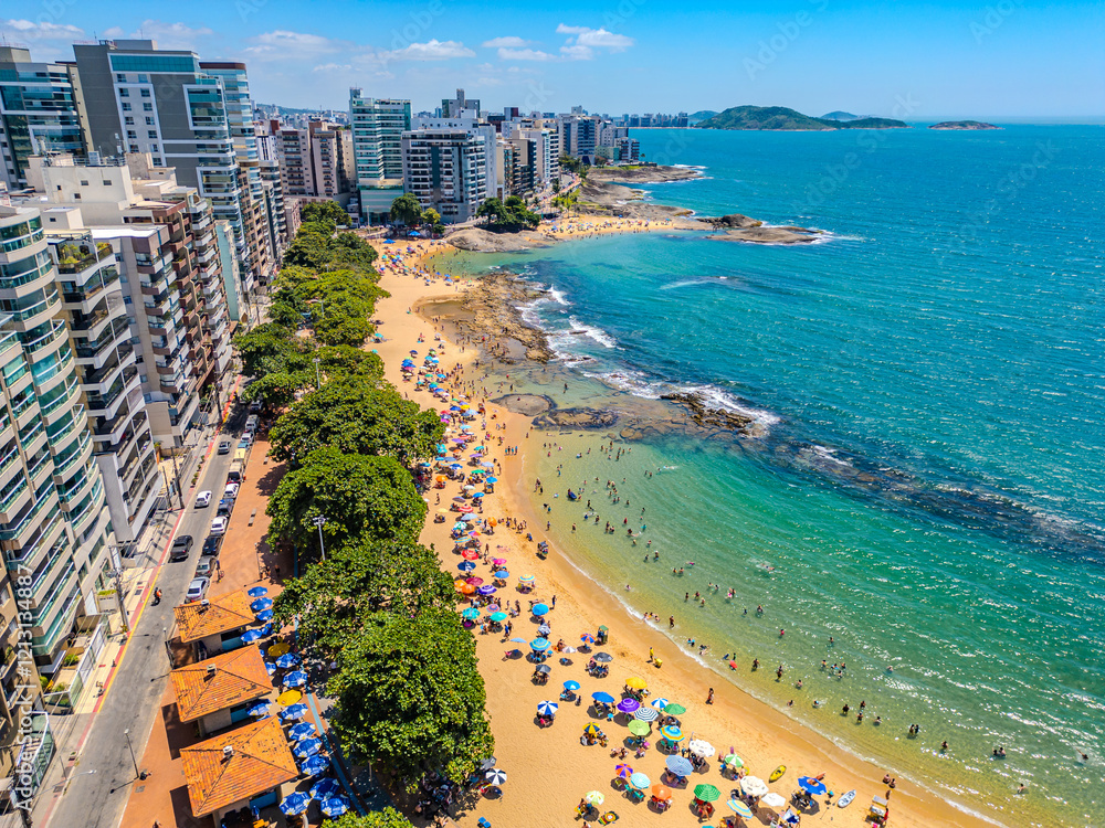 Φωτογραφία Imagem aérea de drone praias do centro de Guarapari, praia da areia preta, praia dos namorados, praia das castanheiras e virtudes