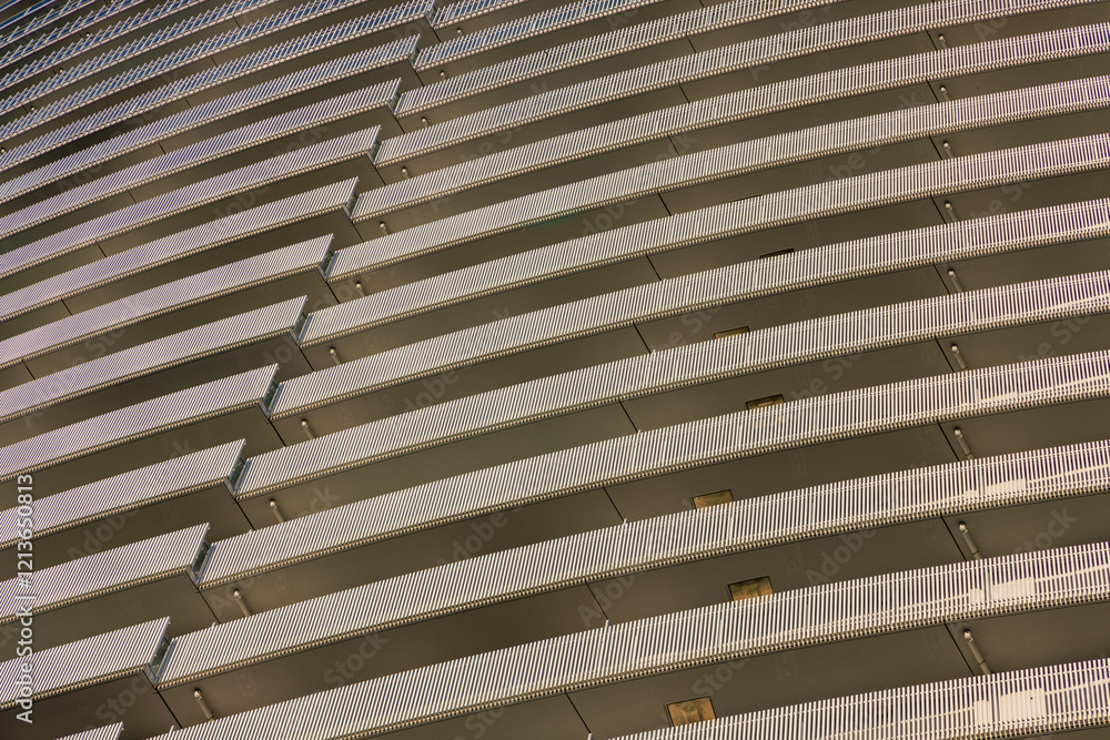 Obraz premium 高層集合住宅のベランダの作る造形