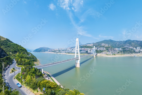 Obraz na płótnie aerial view of Kuimen bridge on Yangtze river w salonie