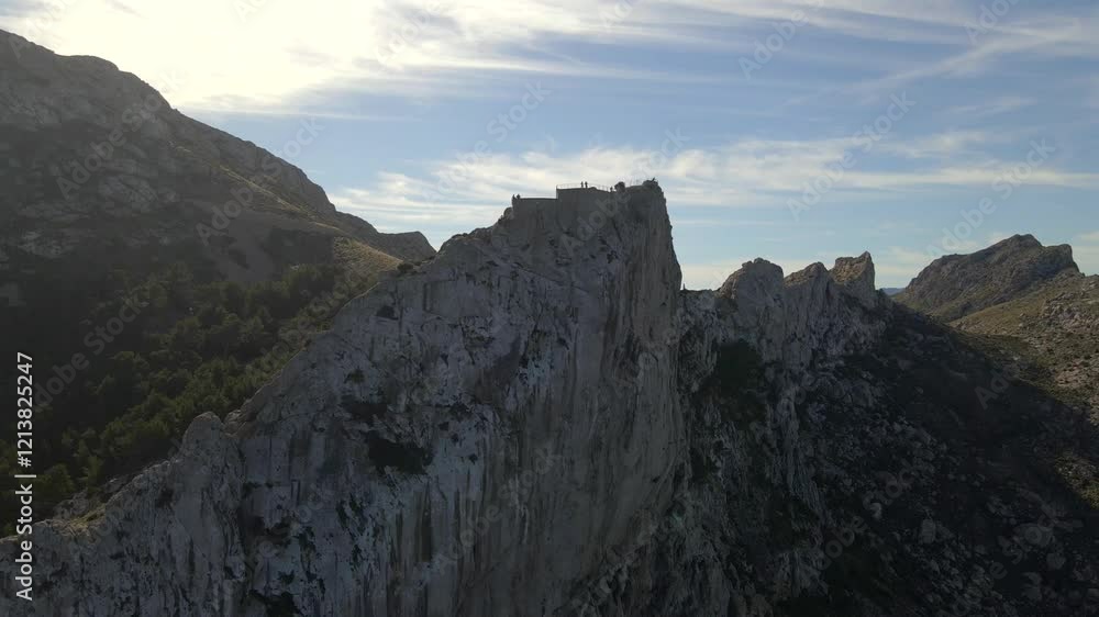 Standing atop the stunning cliffs of Mirador es Colomer, this captivating viewpoint offers panoramic vistas of Pollensa and the majestic Tramuntana mountains, perfect for nature lovers. Standing atop the stunning cliffs of Mirador es Colomer, this captivating viewpoint offers panoramic vistas of Pollensa and the majestic Tramuntana mountains, perfect for nature lovers.