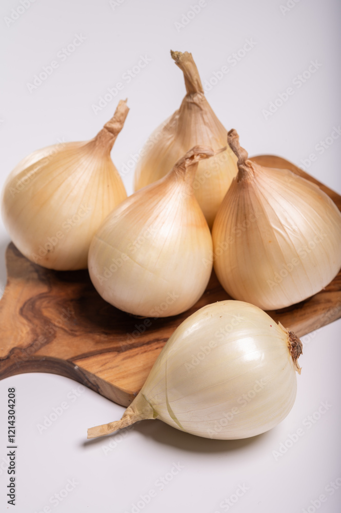 Fototapeta premium White sweet doux french salad onions vegetables