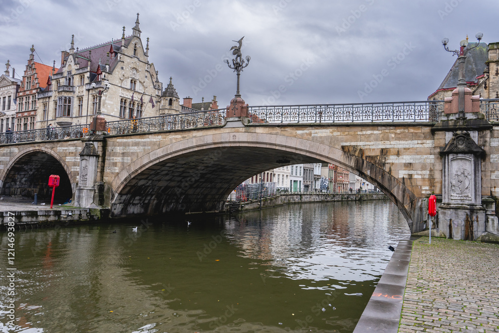 Obraz premium The City Center Of Ghent, Belgium, With the old Architecture.