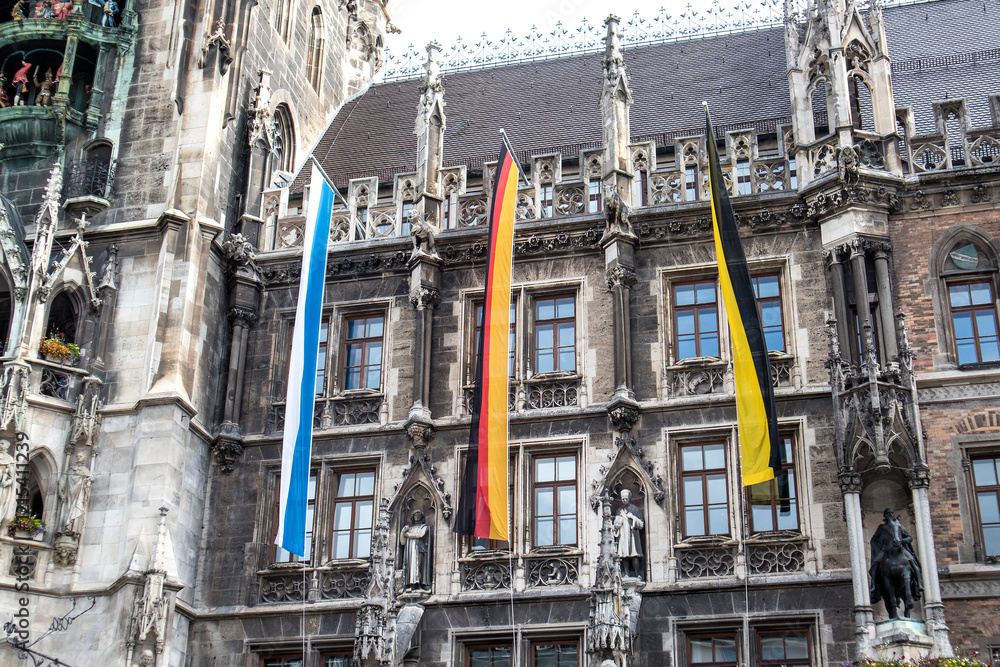 Naklejka premium City hall in Munich, pedestrian zone, Bavaria, Germany