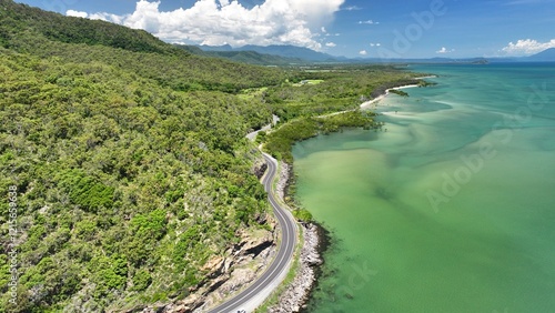 Quadro su tela Road Cairns to Port Douglas coastal beautiful drone aerial travel nature sea