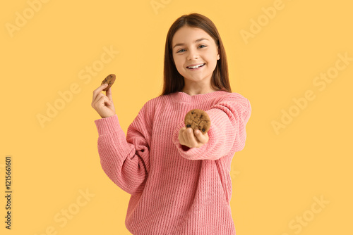 Happy girl holding sweet ch...
