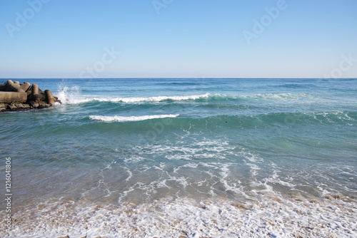 Korea's East Sea under heavy waves