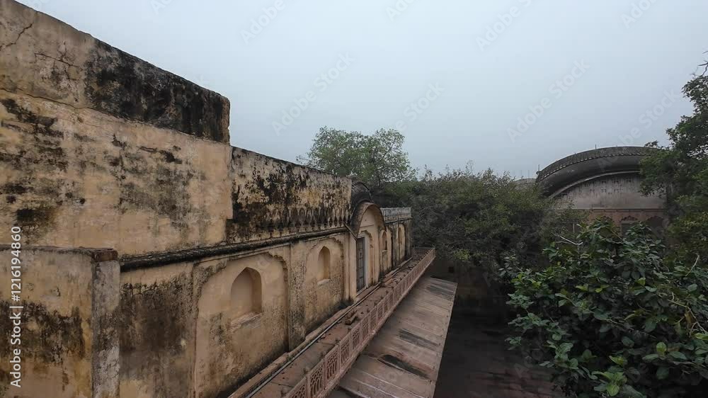 Exploring the Unique Architecture of the Government Museum’s Roof in Bharatpur, India Exploring the Unique Architecture of the Government Museum’s Roof in Bharatpur, India