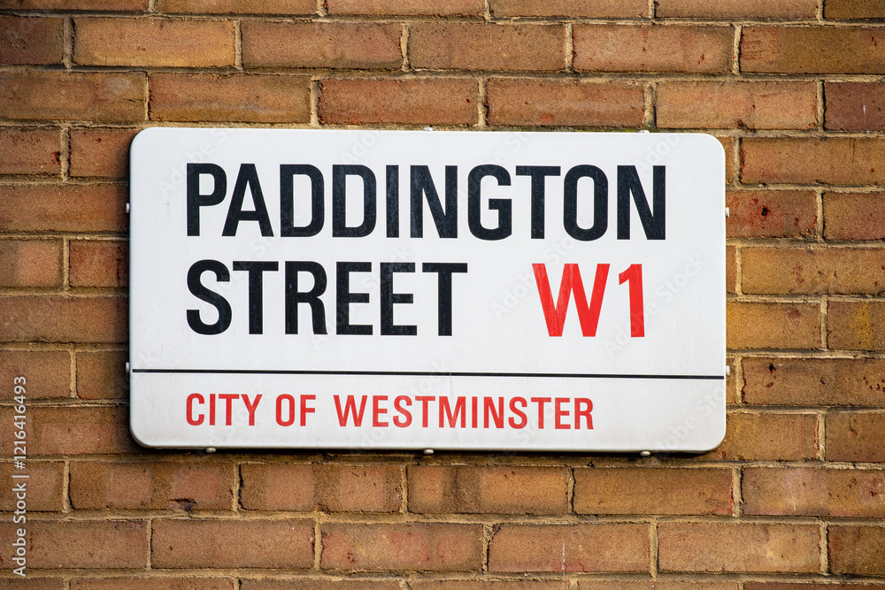 Fototapeta premium Paddington Street, London, Westminster